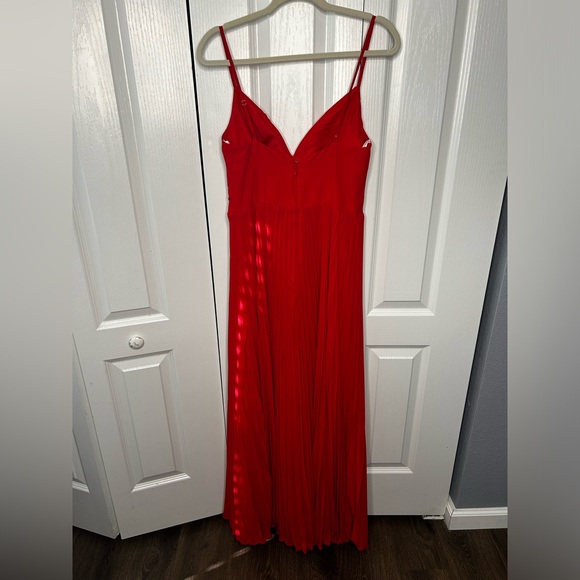 JJ House Women’s Red Pleated Sweet Heart Neck Line Sleeveless Maxi‎ Dress Size S - Picture 2 of 9